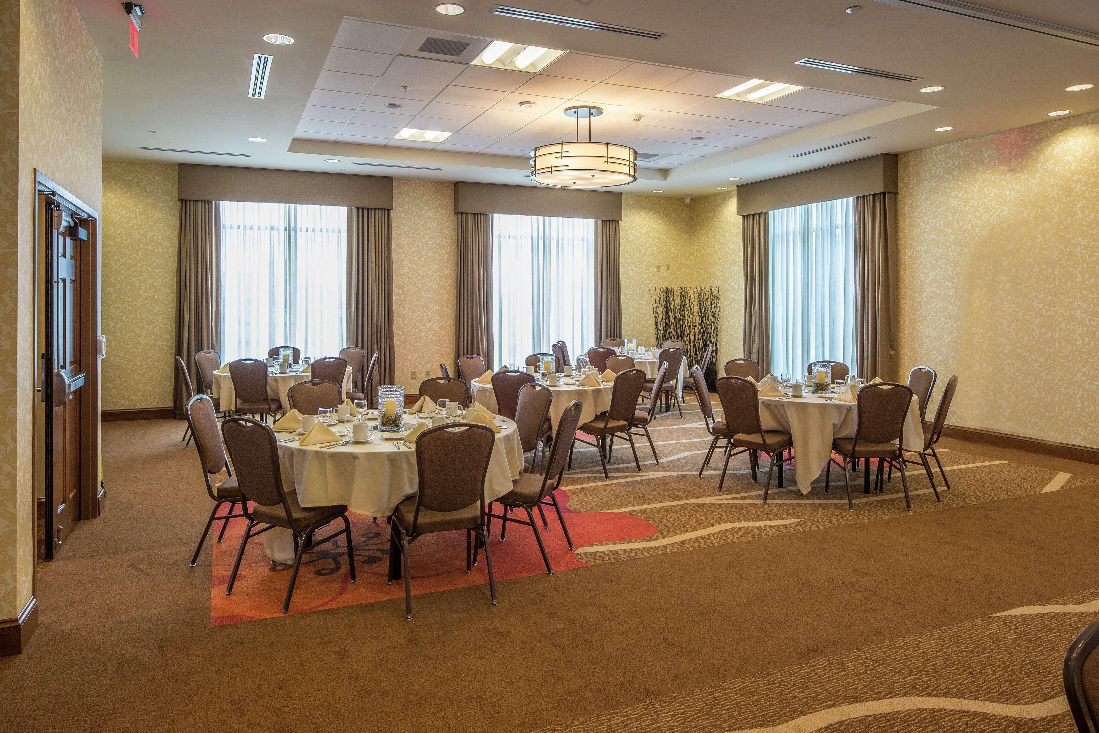 Hilton Garden Inn Юніонтаун Екстер'єр фото