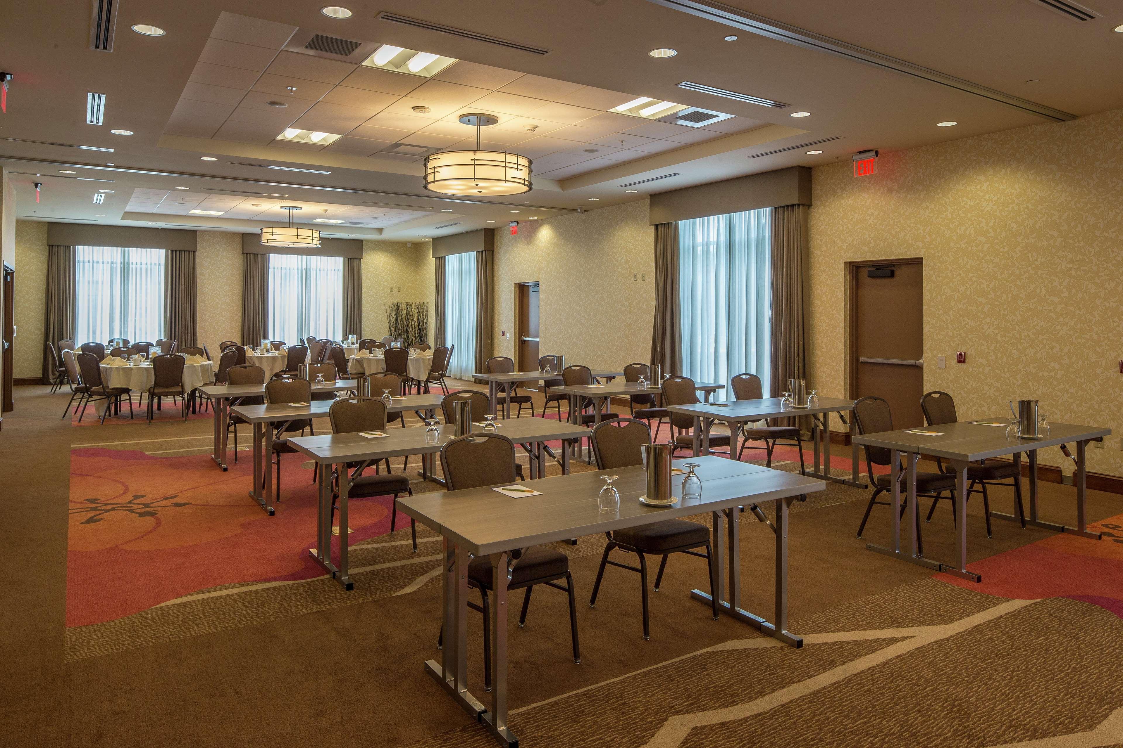 Hilton Garden Inn Юніонтаун Екстер'єр фото