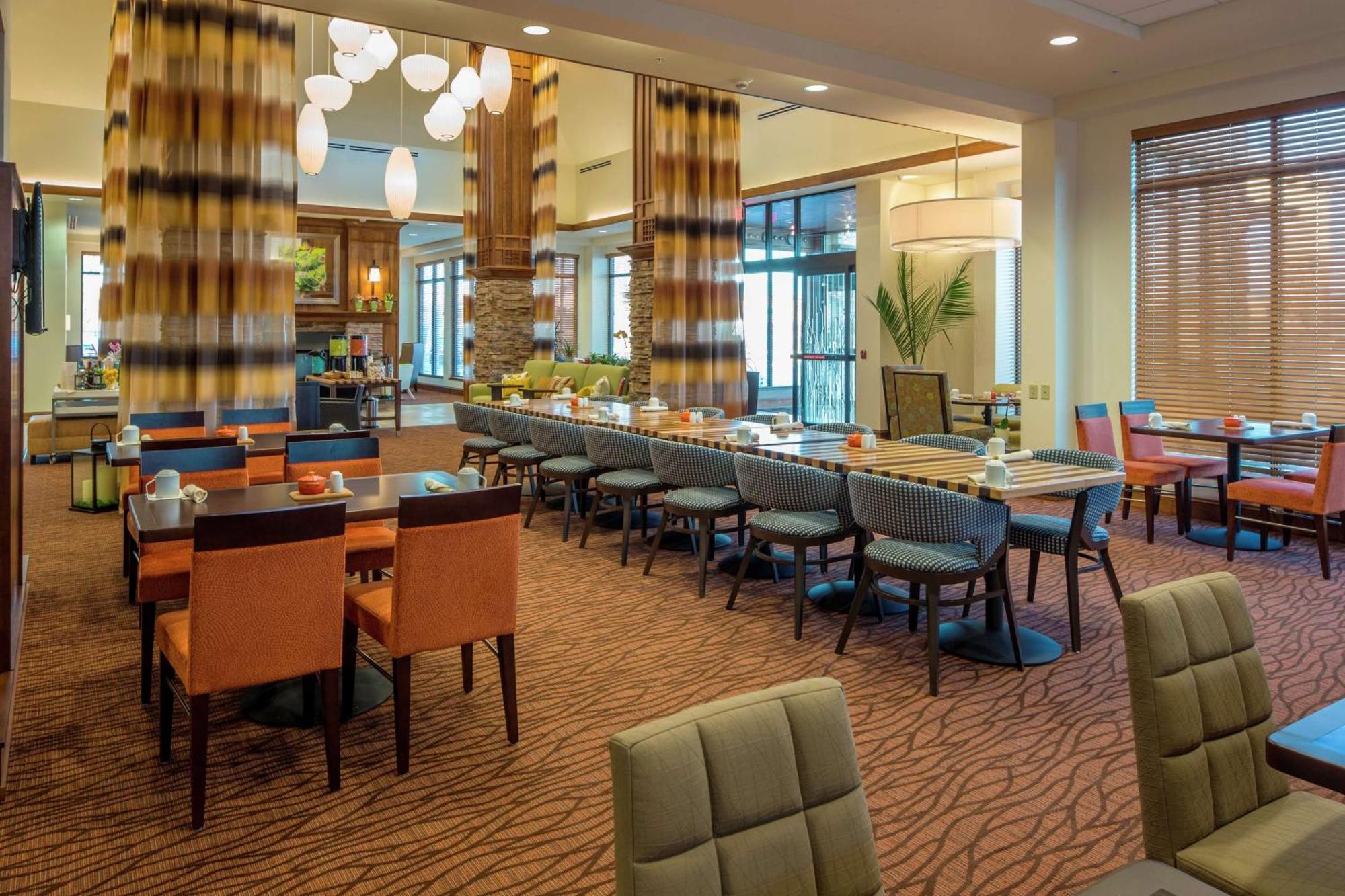 Hilton Garden Inn Юніонтаун Екстер'єр фото
