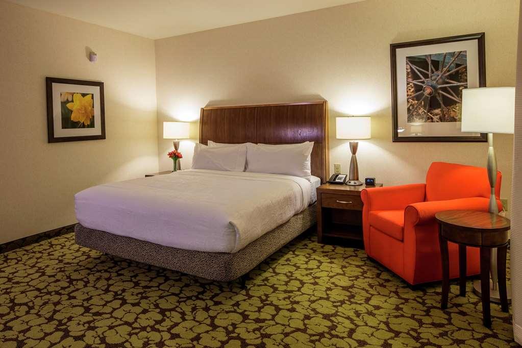 Hilton Garden Inn Юніонтаун Номер фото